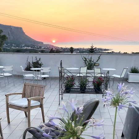 Casale Belvedere Vista Mare Валдериче Екстериор снимка