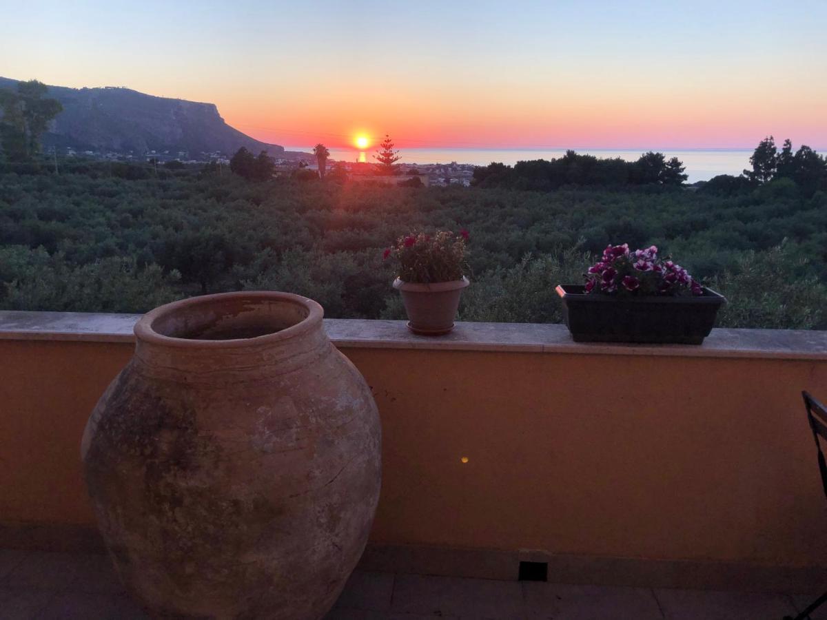 Casale Belvedere Vista Mare Валдериче Екстериор снимка
